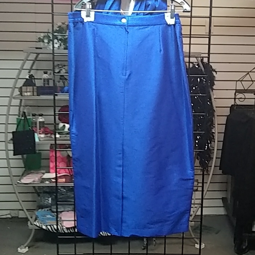 3pc suit - Picture 3 of 3